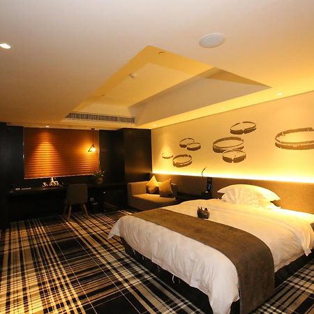 Likto Hotel-Free Shuttle Bus To Canton Fair Exteriör bild